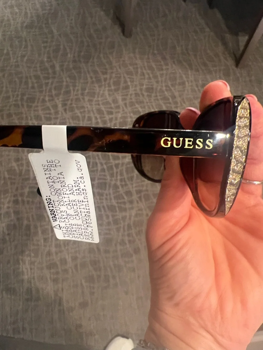 GUESS Women's Tortoise Brown Gradient Sunglasses with Crystal Temples - Picture 3 of 8